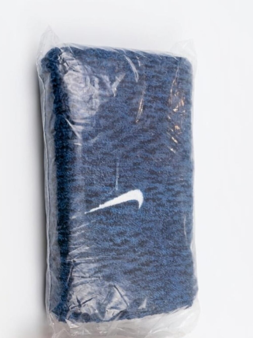 Nike Swoosh Doublewide Wristbands in blue  XL